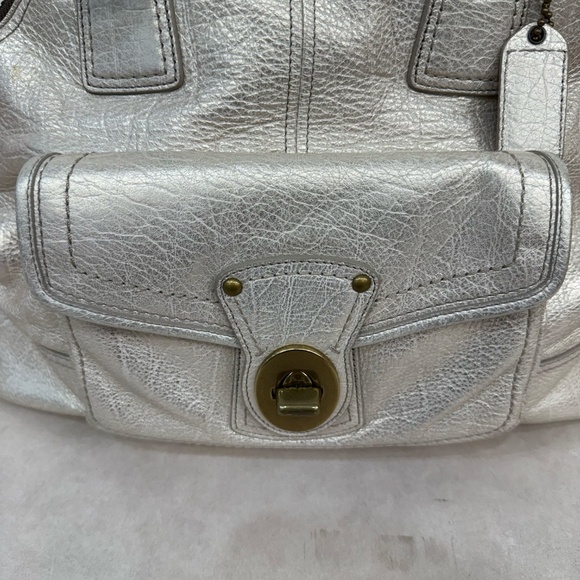 Vintage Coach Ivory Metallic Legacy Bowling Bag - Picture 3 of 8